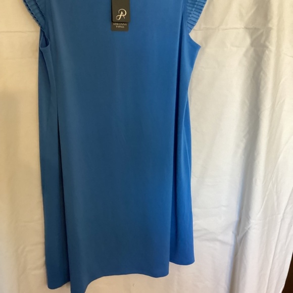ADRIANNA PAPELL V-NECK DRESS - Picture 2 of 7